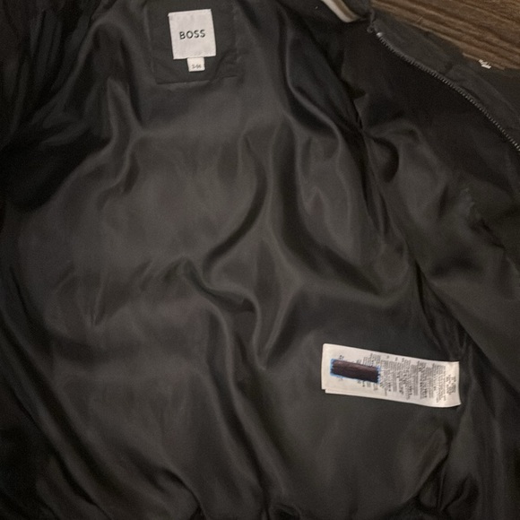 BOSS Kidswear logo-print hooded padded puffer jacket winter coat - Picture 4 of 9